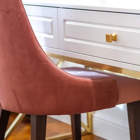 Ann Luxury krevet i doručak 4*