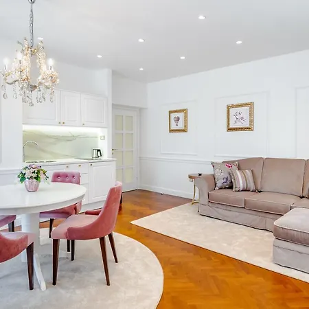 Nocleg ze śniadaniem Ann Luxury 4*