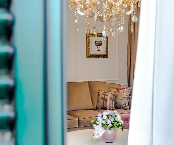 Bed and breakfast Ann Luxury 4*